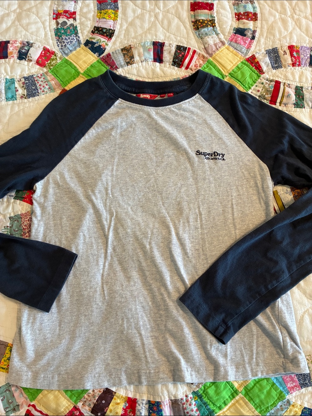 Superdry Navy & Gray Raglan Long Sleeve Tee fall cozy women size 6 cotton